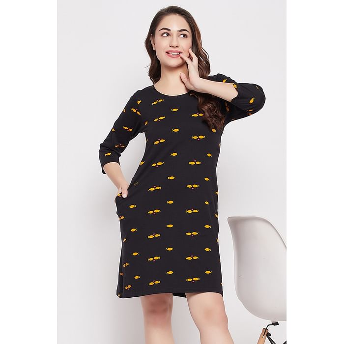 

Clovia Star & Moon Print Short Night Dress in Black - 100% Cotton - NS1489P13