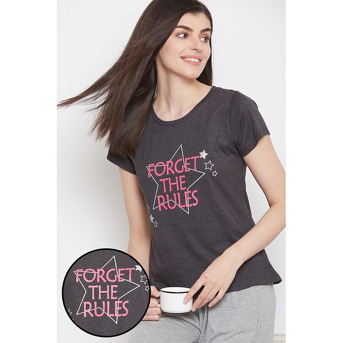 Clovia - Clovia Text Print Top in Dark Grey – Cotton Rich – LT0124D05