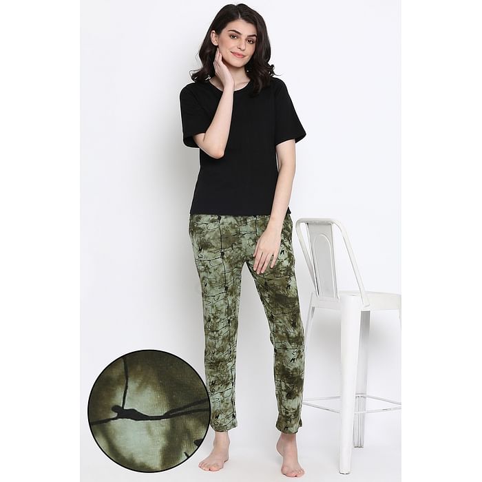 

Clovia Top & Tie-Dye Pyjama in Black & Green- Cotton Rich - LSC123P17, Dark green