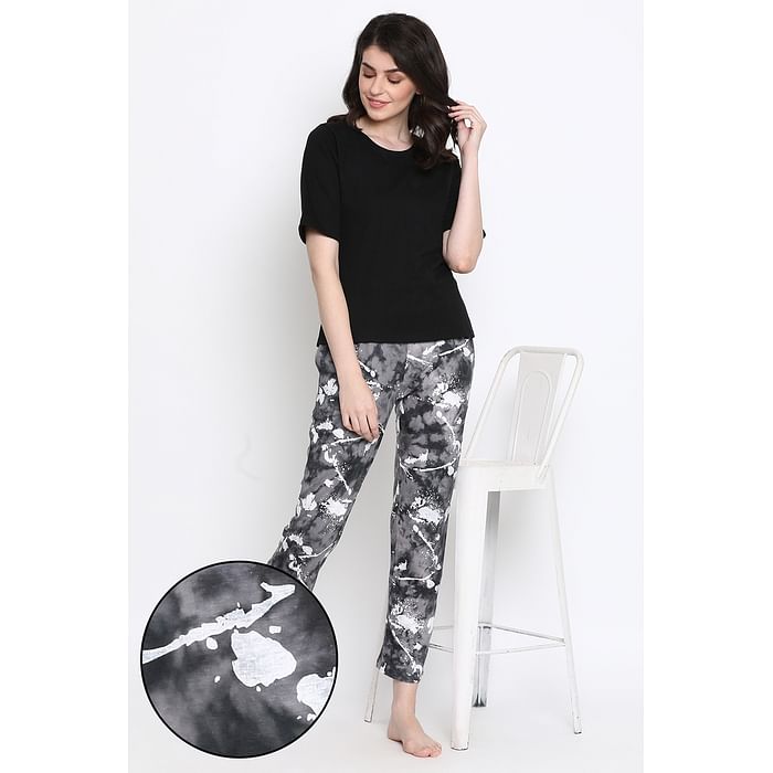 

Clovia Top & Tie-Dye Pyjama in Black & Grey- Cotton Rich - LSC123G05, Dark grey