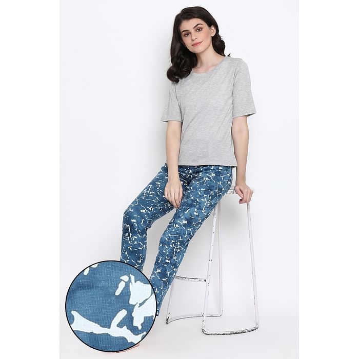 

Clovia Top & Tie-Dye Pyjama in Grey & Blue- Cotton Rich - LSC123N08, Navy