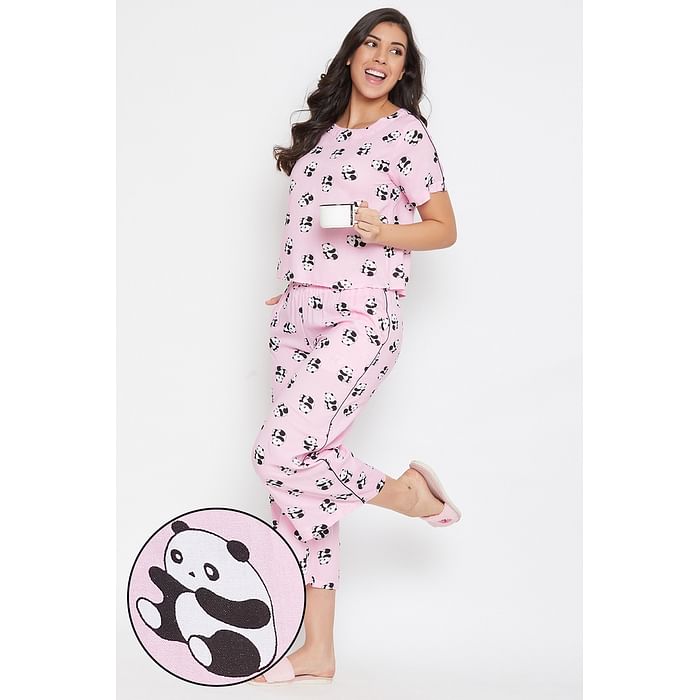 

Clovia We Bare Bears Print Cropped Top & Wide Leg Ankle-length Pyjama in Baby Pink - Rayon - LS0545P22, Light pink