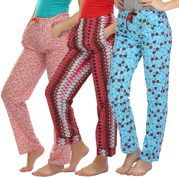 

Clovia 3 Pc Pyjama Set - LBC020P21