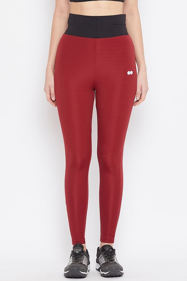 Nike Yoga statement leggings in red | ASOS