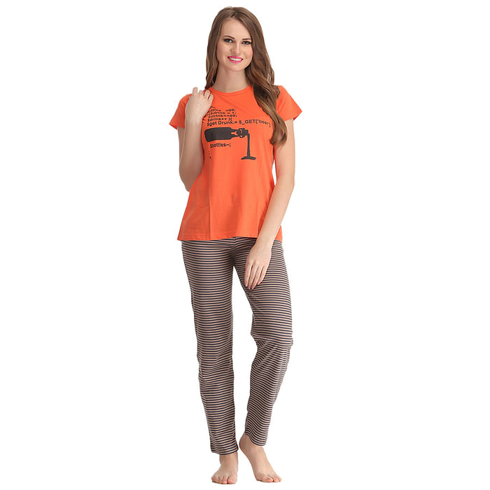 

Clovia Cotton Spandex T-shirt Pyjama Set In Orange & Beige - LTC010P16
