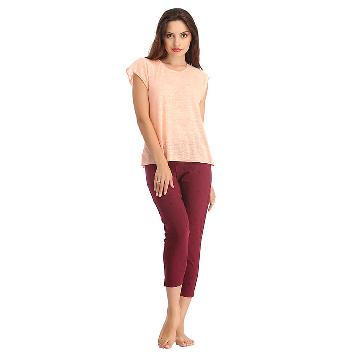 

Clovia Cotton Round T-Shirt & Purple Capri - LSC521P16, Orange