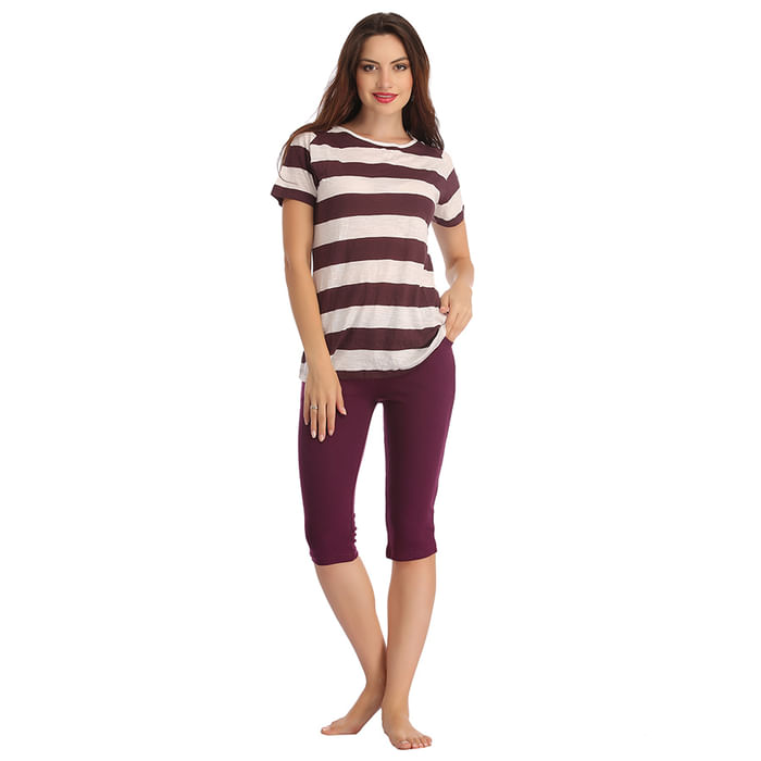 

Clovia Cotton Striped Top With Purple Capri - LSC515P15