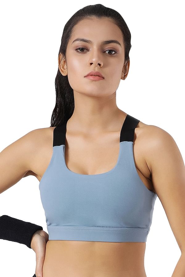 clovia sports bra