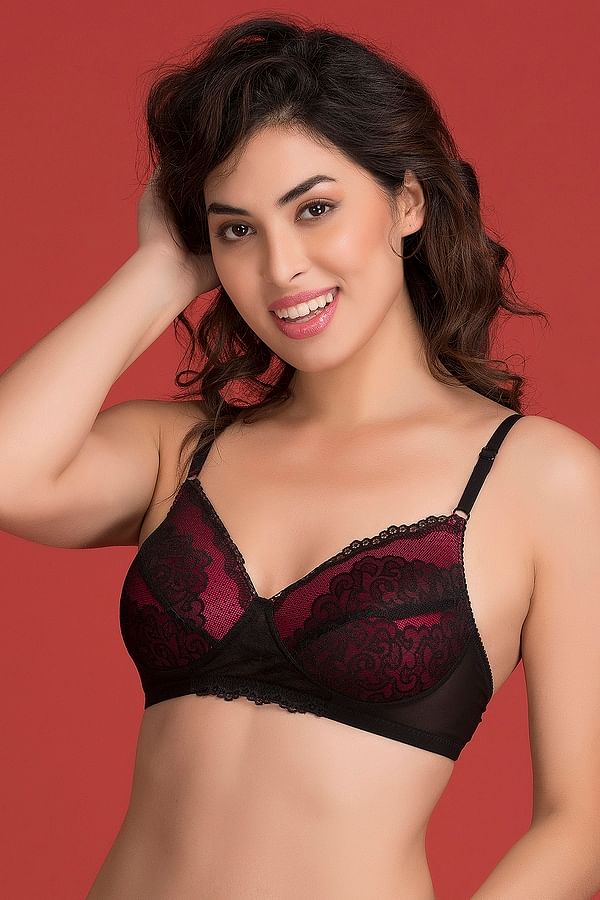 Buy Padded Non Wired Full Coverage Bridal Bra In Black Lace Online India Best Prices Cod 