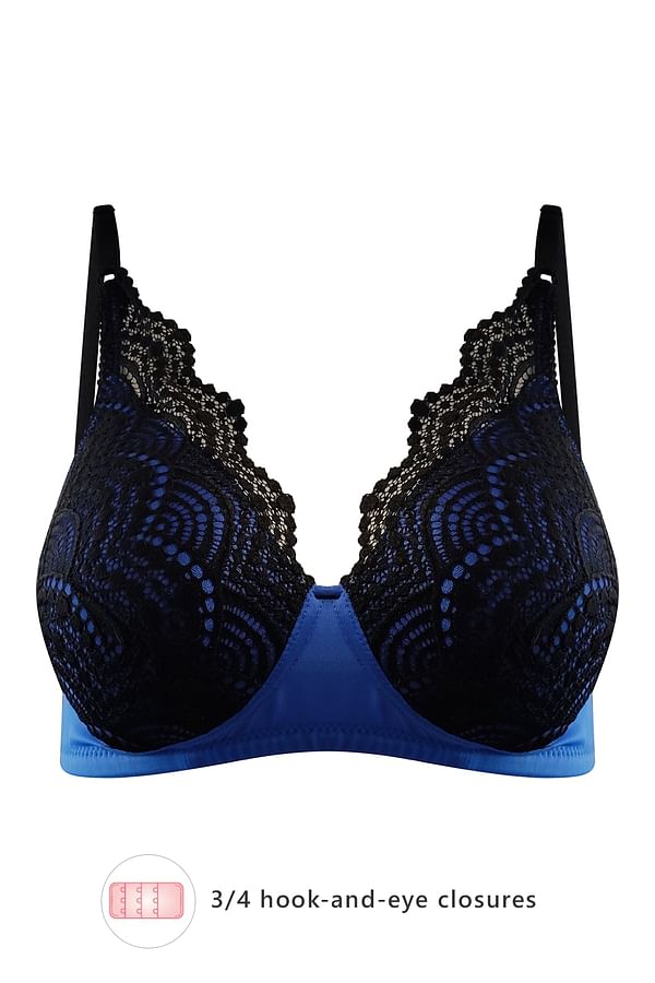 Buy Padded Non Wired Bridal Bra In Black Lace Online India Best Prices Cod Clovia Br2051p13 