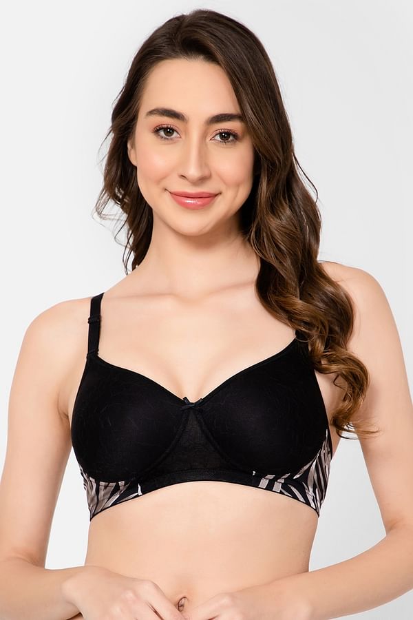 Buy Padded Non-Wired Full Cup Self-Patterned Bra in Black - Lace Online  India, Best Prices, COD - Clovia - BR2388P13