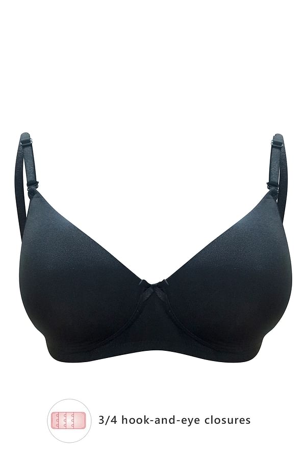 Buy Padded Non-Wired Full Cup T-shirt Bra in Black Online India, Best ...