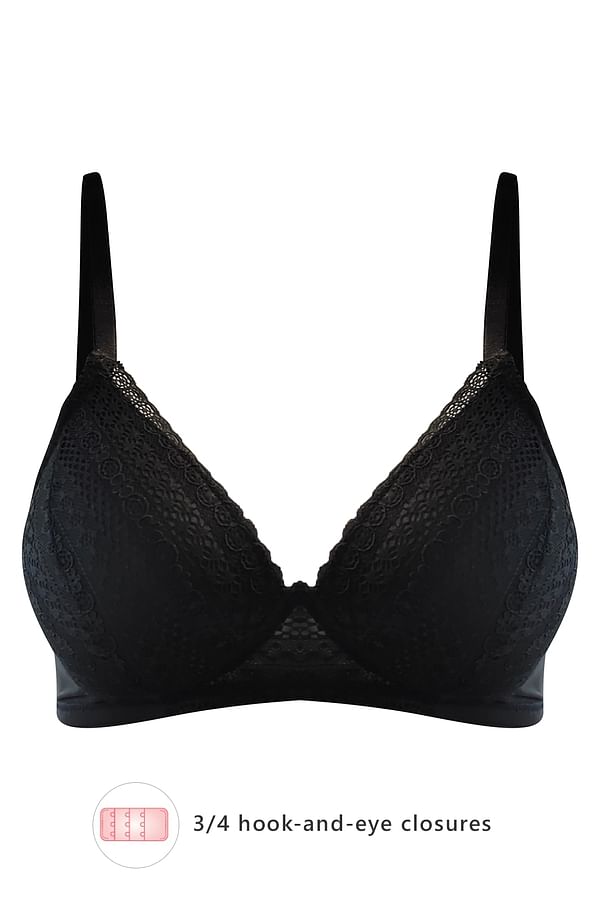 Buy Padded Non-Wired Level 1 Push Up Bra in Black- Lace Online India ...