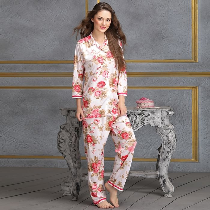 

Clovia Satin Floral Print Shirt & Pyjama Set - NS0652P18, White