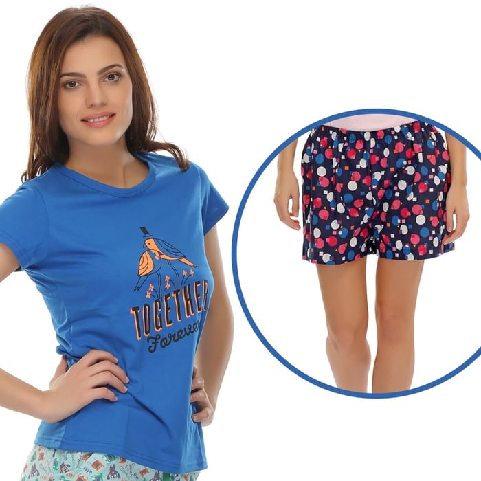 

Clovia Trendy Graphic T-Shirt With Short In Blue - LTC070P21