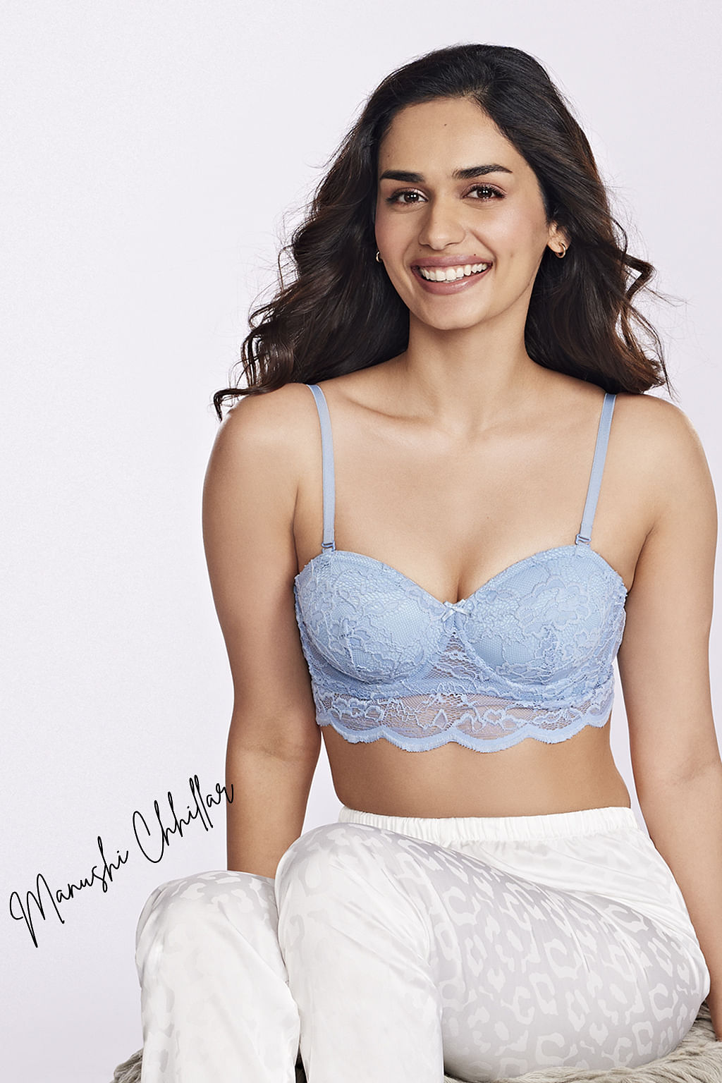 https://image.clovia.com/media/images/clovia-picture-padded-underwired-full-cup-multiway-strapless-bralette-in-baby-blue-lace-415999.jpg