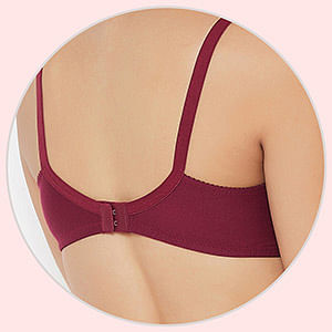 Buy Non-Padded Non-Wired Full Figure Bra in Red - Cotton Online India, Best  Prices, COD - Clovia - BR2137P04